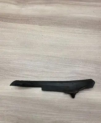 Toyota Yaris XP210 Fender end trim 53824