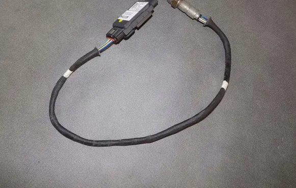 Volkswagen Tiguan Lambda probe sensor 04L907805BJ