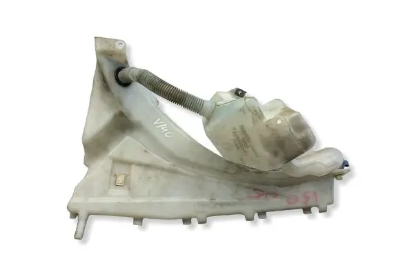 Volvo V50 Windshield washer fluid reservoir/tank 30657122