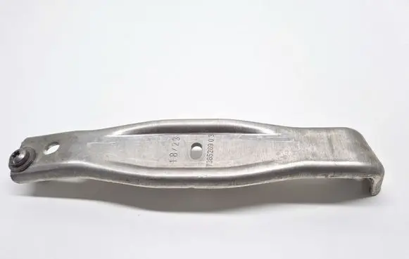 BMW 1 F40 Front bumper cross member 7365269