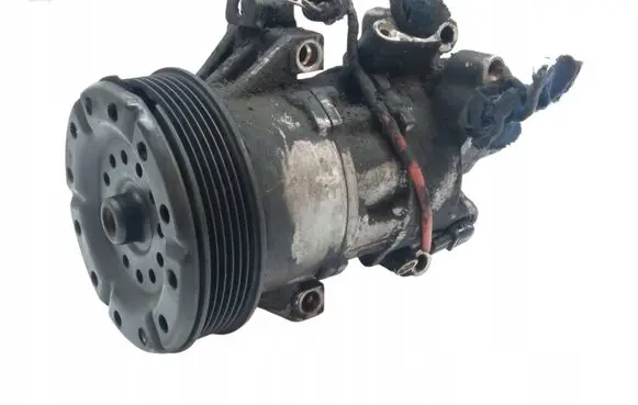 Toyota Yaris Air conditioning (A/C) compressor (pump)