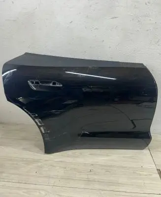 Porsche Taycan 9J1 Rear door