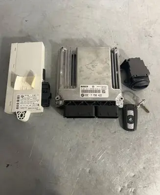 Engine ECU kit and lock set