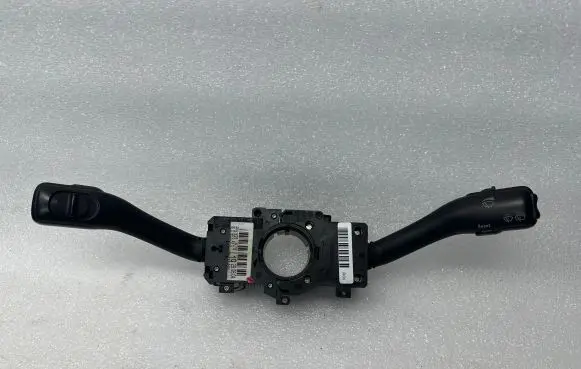 Volkswagen PASSAT B5.5 Multifunctional control switch/knob 8L0953513T