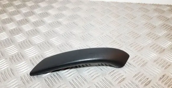 Skoda Octavia Mk2 (1Z) Rear door handle trim 1Z0868538