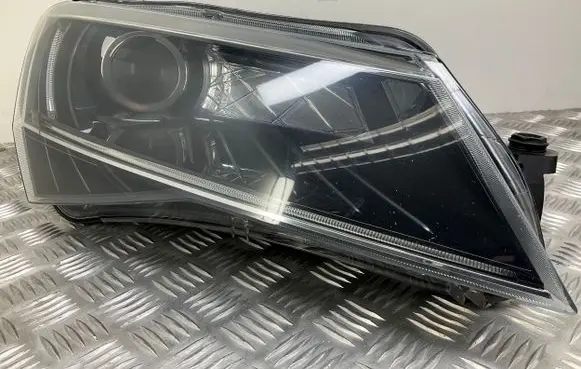 Skoda Superb B8 (3V) Headlight/headlamp 3V2941016A 8K0941597B 4G0907397Q