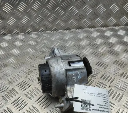 Jaguar XE Engine mount bracket GX736A003KD