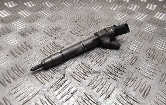 Mercedes-Benz B W245 Fuel injector A6400700787 0445110167