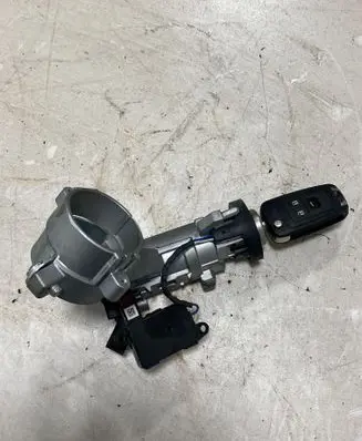 Opel Insignia A Ignition lock 20912838 00490210402