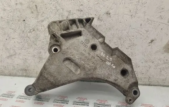 Volkswagen PASSAT B6 Engine mounting bracket 03L199207