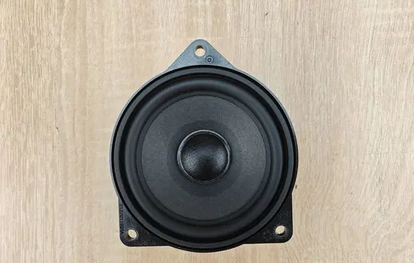 BMW 8 G16 Panel speaker 2622468