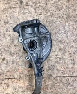 Audi A4 Allroad B9 Front wheel hub 8W0407560 8W0615312E 8W0611846S