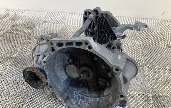 Volkswagen Golf Sportsvan Manual 5 speed gearbox MWW