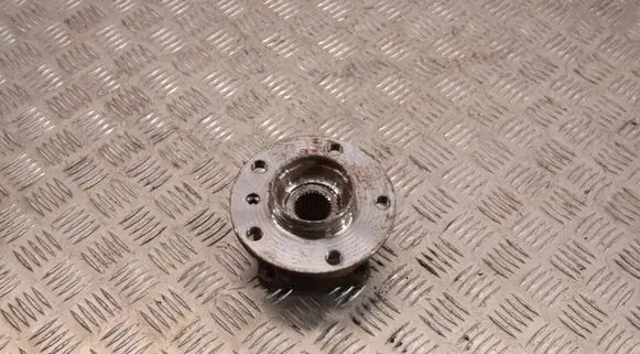 BMW 5 F10 F11 Rear wheel hub