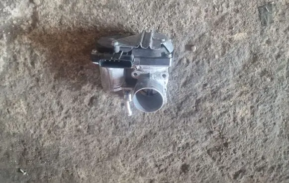 Mitsubishi Space Star Throttle valve