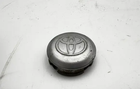 Toyota Avensis T220 Original wheel cap 426030503000