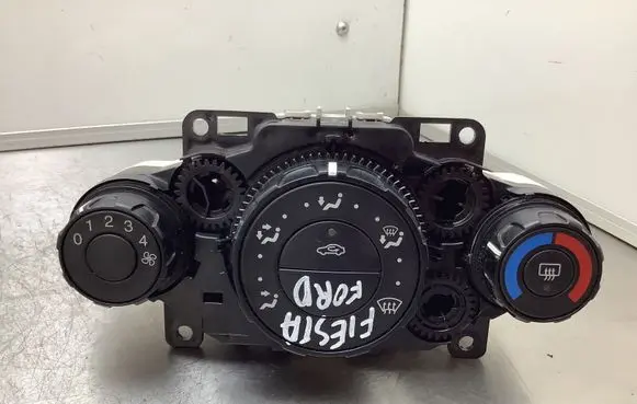 Ford Fiesta Climate control unit 8A6118549AE