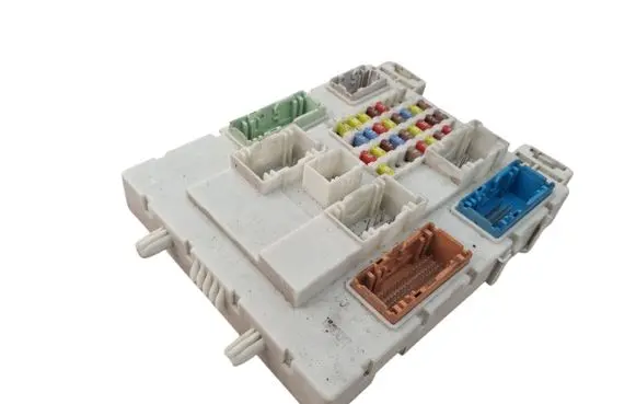 Ford Focus Fuse module BV6N14A073EU 30S522074F07