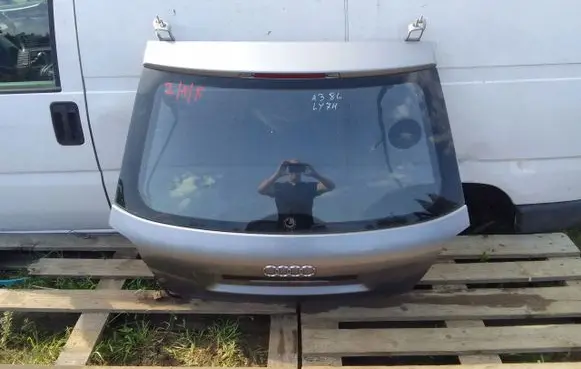 Audi A3 S3 8L Tailgate/trunk/boot lid 