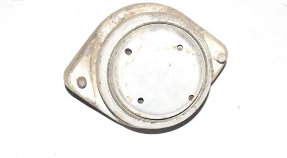 BMW 7 E38 Engine mount bracket 1092823