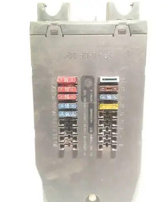 Mercedes-Benz Vito Viano W639 Fuse box set 0005400650 08501002