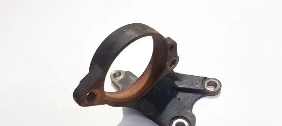 Toyota Avensis T270 Engine mounting bracket 4345705050 43457-05050