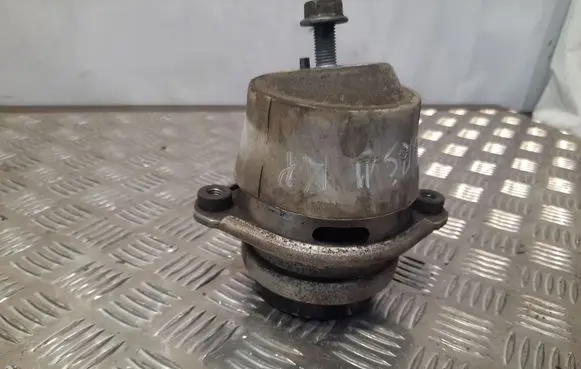 Porsche Cayenne (92A) Engine mount bracket 94837504903