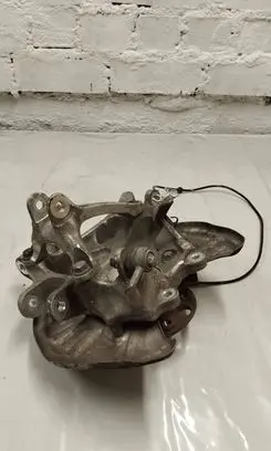 Mercedes-Benz AMG GT R190 C190 Rear wheel hub spindle/knuckle 1902300 1902500 A1903505101