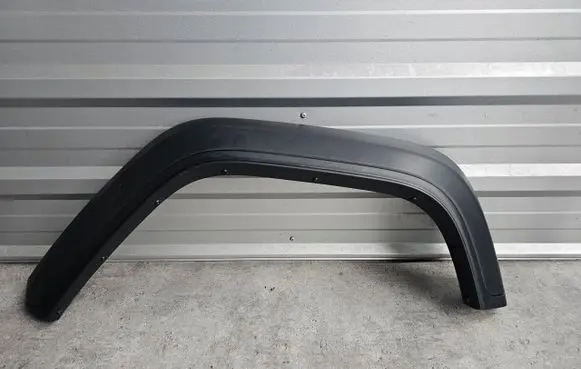 Jeep Wrangler Fender end trim 