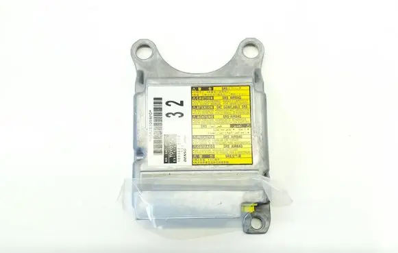 Toyota RAV 4 (XA40) Airbag control unit/module 8917042430