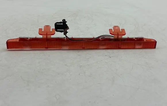Mercedes-Benz A W169 Third/center stoplight 89032461 VJ61827N26D QPNGN568