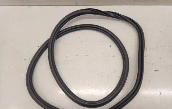 Audi A3 8Y Rear door rubber seal (on body) 