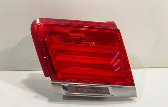 BMW 7 F01 F02 F03 F04 Tailgate rear/tail lights 7182205