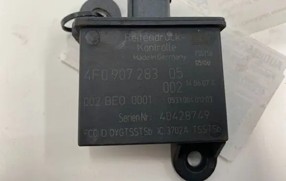 Audi A6 S6 C6 4F Tire pressure sensor 4F0907283