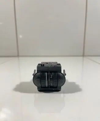 Volkswagen Golf V Headlight level height control switch 1K0941333