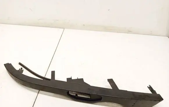 BMW 3 E46 Under headlight/headlamp trim 51138231043a 51.13-8231043a