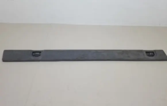 Trunk/boot sill cover protection
