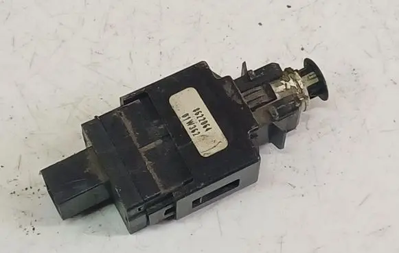 Volvo S60 Brake pedal sensor switch 8622064