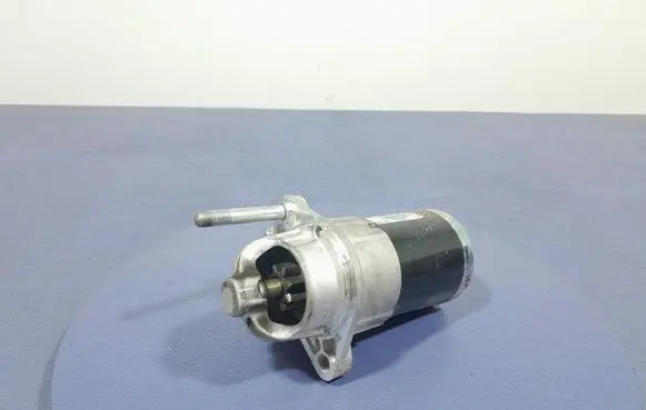 Suzuki Swift I Starter motor S5234