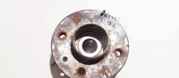 Renault Espace II Rear wheel hub