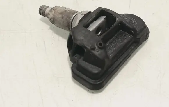 Mercedes-Benz GLE (W166 - C292) Tire pressure sensor A0009050030