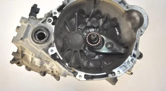 KIA Venga Manual 6 speed gearbox TEJ5F