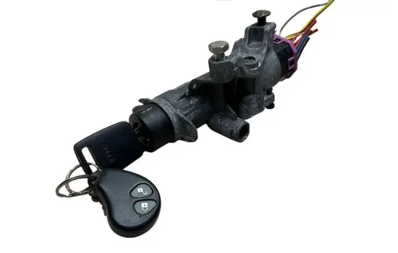 Volkswagen Golf III Ignition lock 4B0905851