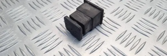 Volkswagen Transporter - Caravelle T5 Radiator mount bracket 7H0121276A