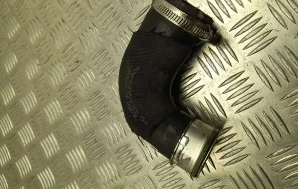 Volkswagen Touareg II Engine coolant pipe/hose 7L6145708K