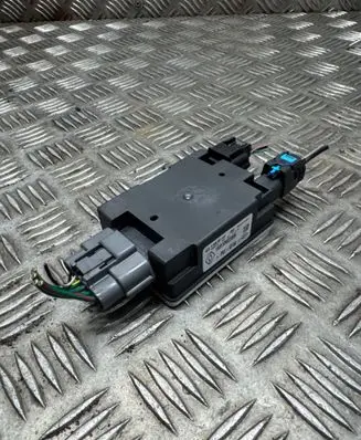 Nissan X-Trail T32 Fuel injection pump control unit/module 169109238R 0580001013