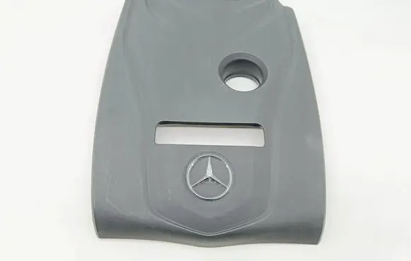 Mercedes-Benz C W205 Engine cover (trim) A2740160900