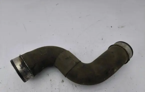 Intercooler hose/pipe