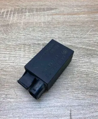 BMW 5 E39 AUC sensor 8391470 110187