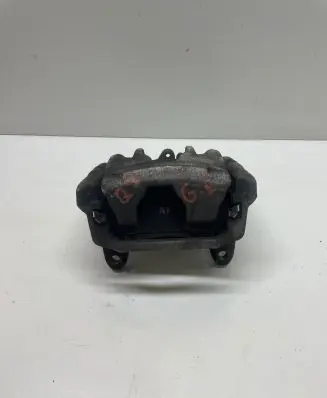 Audi Q7 4M Rear brake caliper